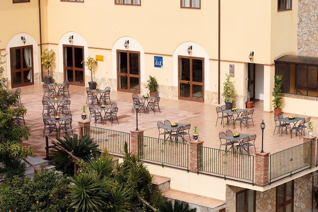 Agriturismo Villa Orchidea Ali Terme Zewnętrze zdjęcie