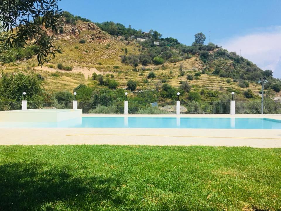 Agriturismo Villa Orchidea Ali Terme Zewnętrze zdjęcie